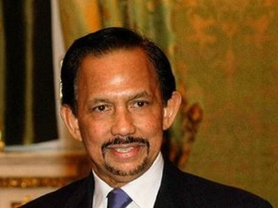 Đời sống vương giả của những hoàng thân giàu nhất thế giới ảnh 2